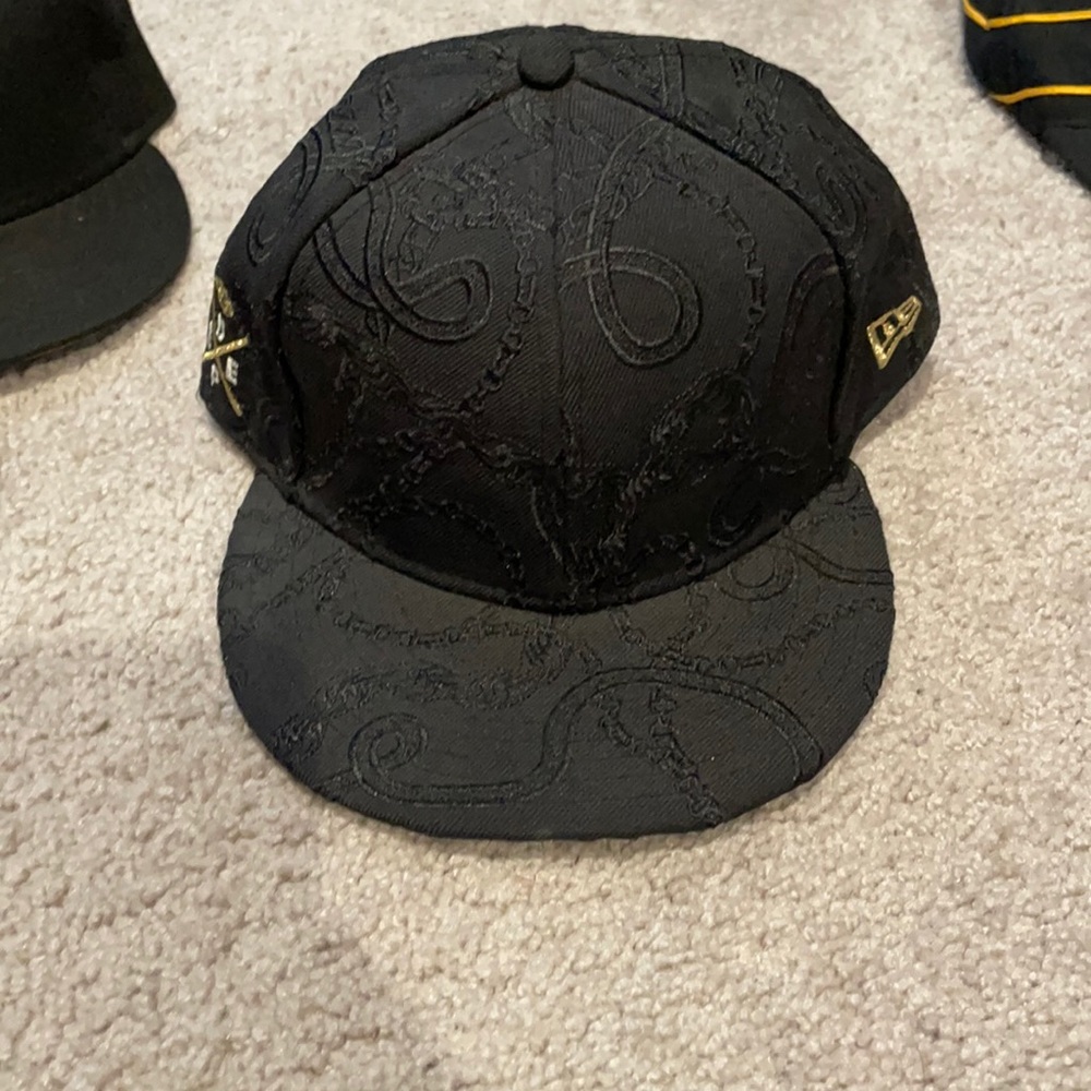 10deep new era chain hat barely used